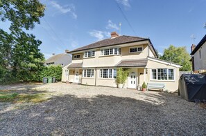 Exterior - Charming 4 bedroom home in Felsted (Felsted)