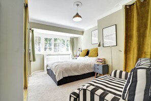 Room - Charming 4 bedroom home in Felsted (Felsted)