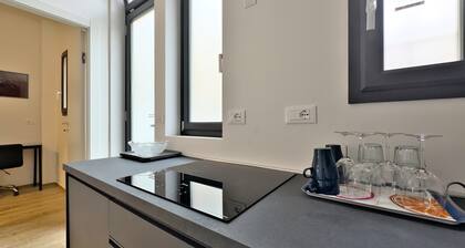 Carracci Loft by Central Station - Brand New