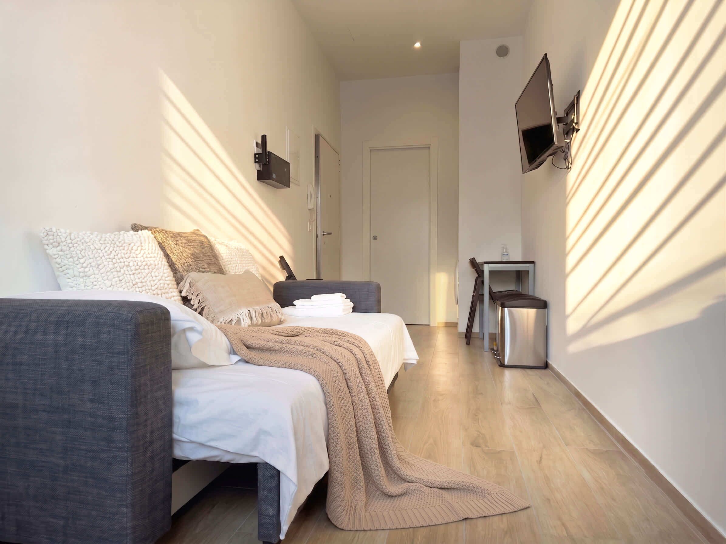 2 Schlafzimmer, Schreibtisch, Bügeleisen/Bügelbrett, WLAN