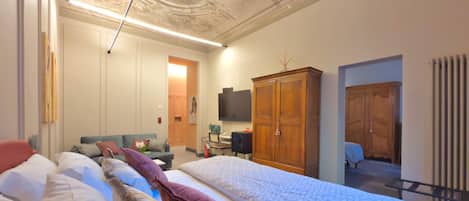 2 chambres, bureau, fer et planche à repasser, Wi-Fi