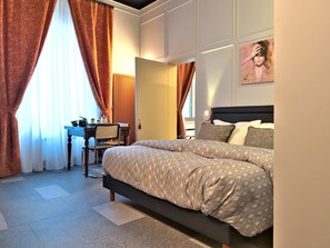 2 Schlafzimmer, Schreibtisch, Bügeleisen/Bügelbrett, WLAN