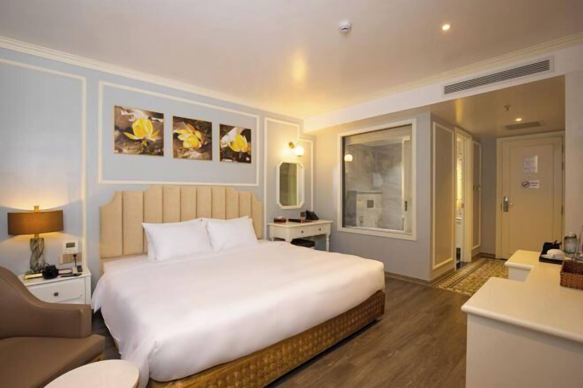 Quartos à prova de som, ferros/tábuas de passar roupa, Wi-Fi de cortesia