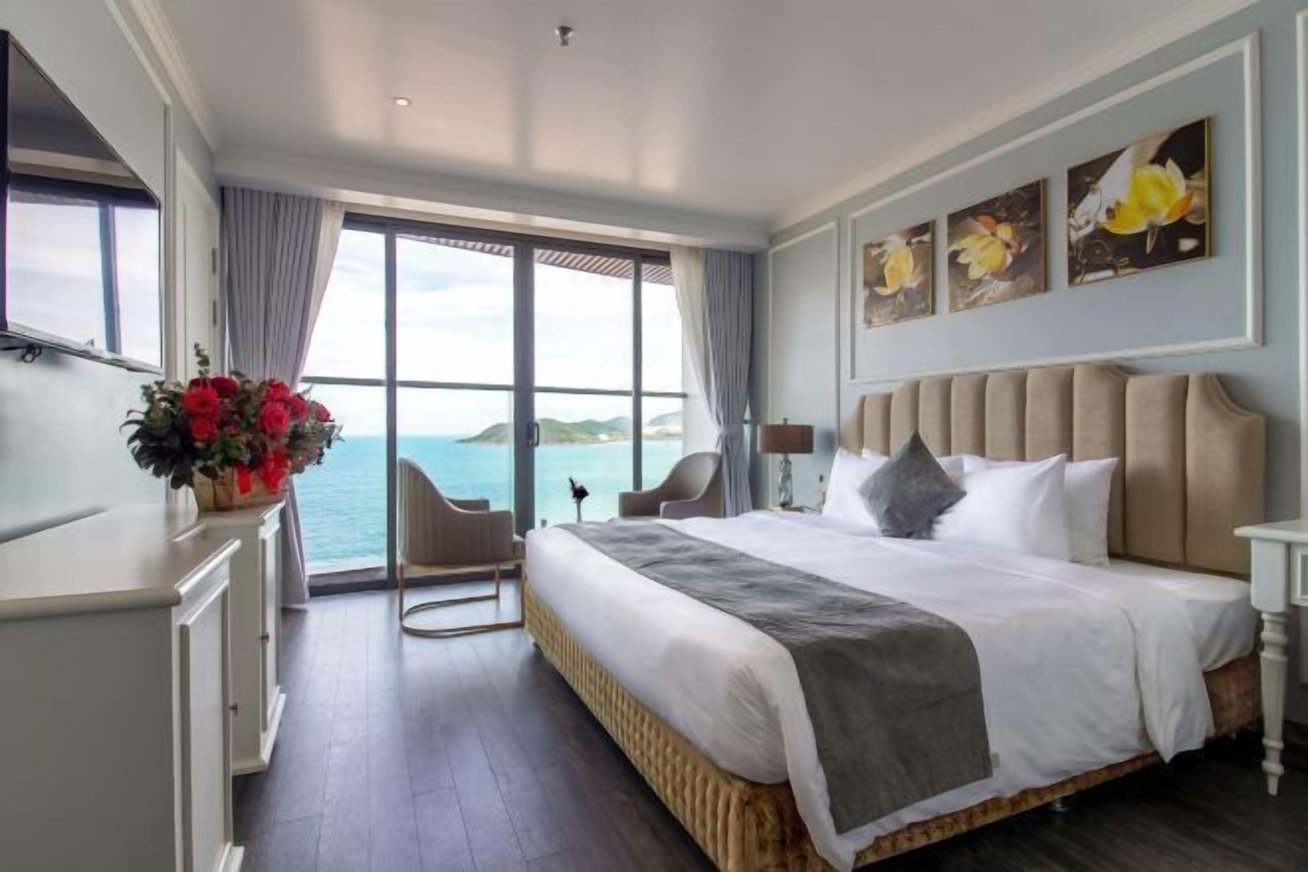 Soundproofing, iron/ironing board, free WiFi