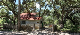Hideaway Cabin 3 Bedroom Cabin