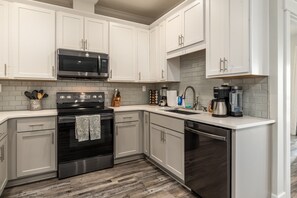 Rumah, 6 kamar tidur | Dapur pribadi | Lemari es dan oven