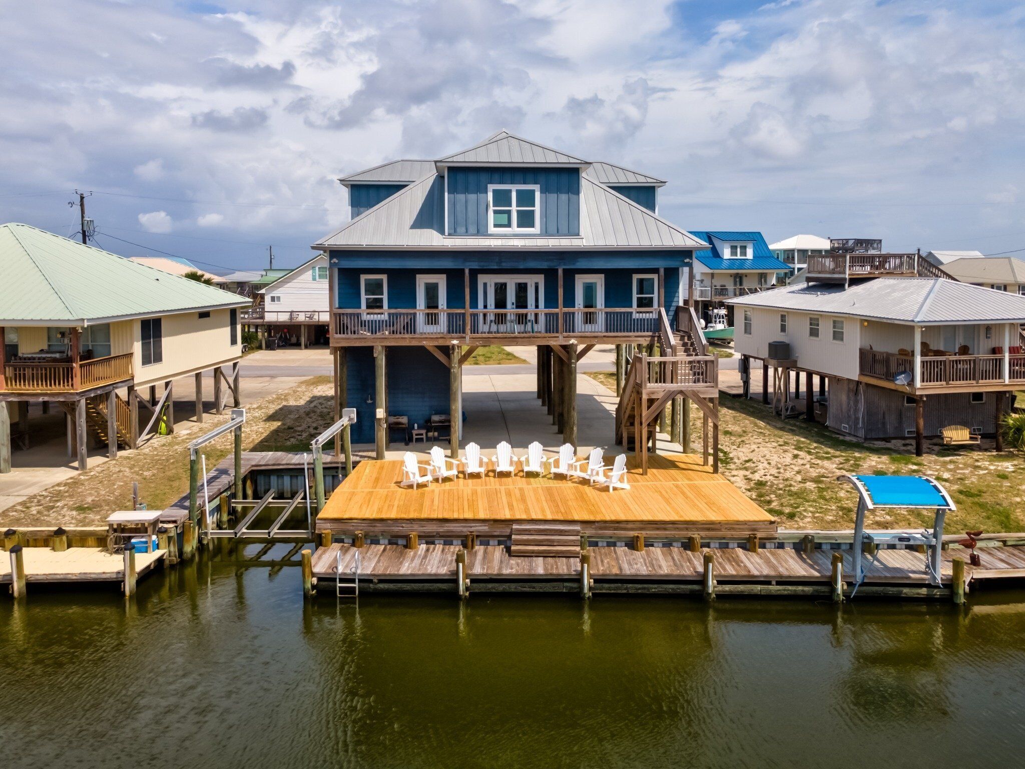 House, 6 Bedrooms | Exterior