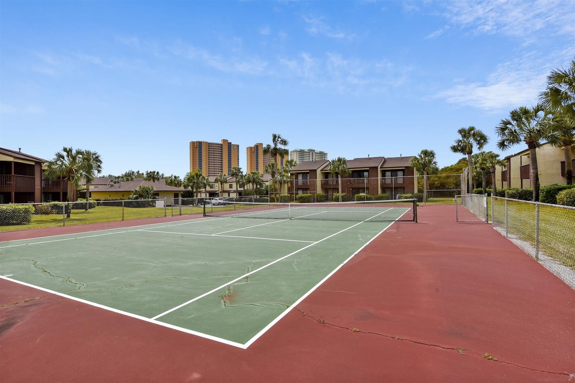 Townhome, 2 Bedrooms | Sports court
