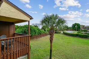 Casa adosada, 2 habitaciones | Jardines del alojamiento