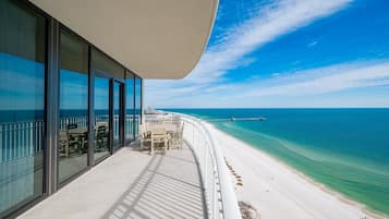 Condo, 4 Bedrooms | Kawasan hartanah