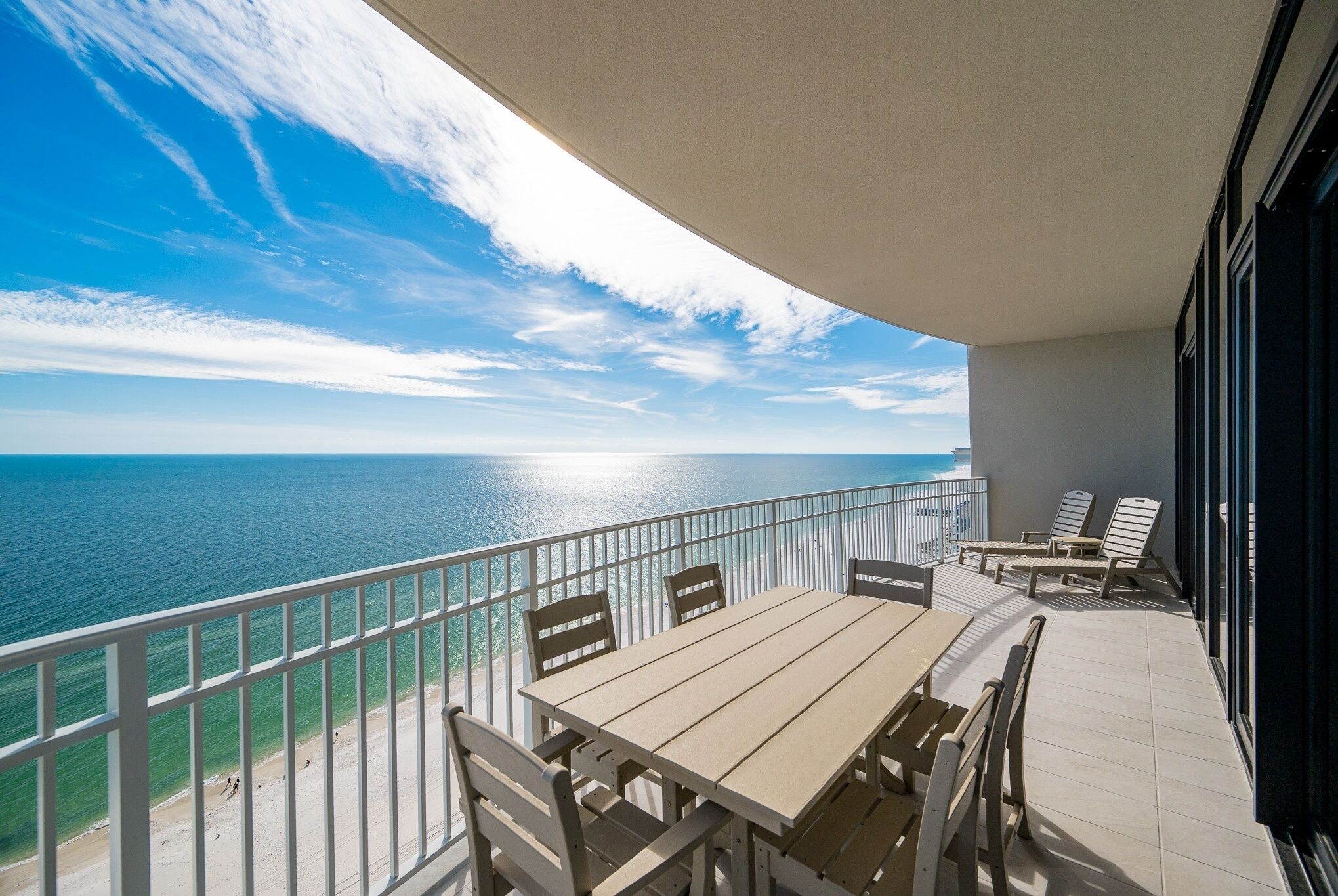 Condo, 4 Bedrooms | Tempat makan luar