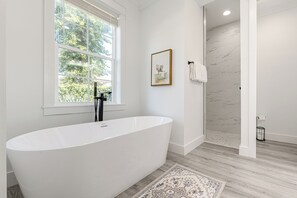 Shower, hair dryer, towels - Completely Remodeled and All New Furnishings! (Destin)