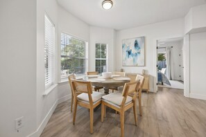 Dining - 322 S. 5th Street Unit A 3 Bedroom Townhouse (Fernandina Beach)