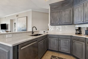 Condo, 3 Bedrooms | Private kitchen | Fridge, oven, coffee/tea maker - 21 Ocean Place 3 Bedroom Condo (Fernandina Beach)