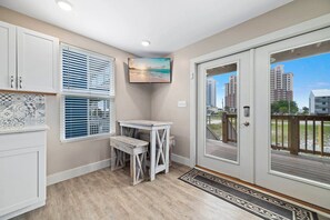 House, 4 Bedrooms | Interior