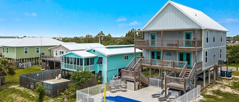 House, 4 Bedrooms | Exterior