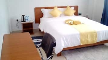 Deluxe Double Room, City View | Free WiFi, bed sheets