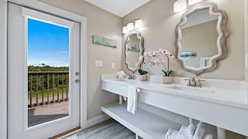 House, Multiple Bedrooms | Interior