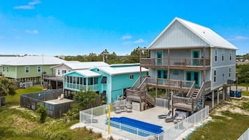 House, Multiple Bedrooms | Exterior