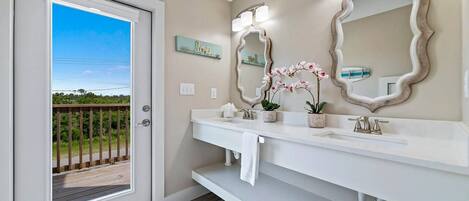 House, 4 Bedrooms | Interior