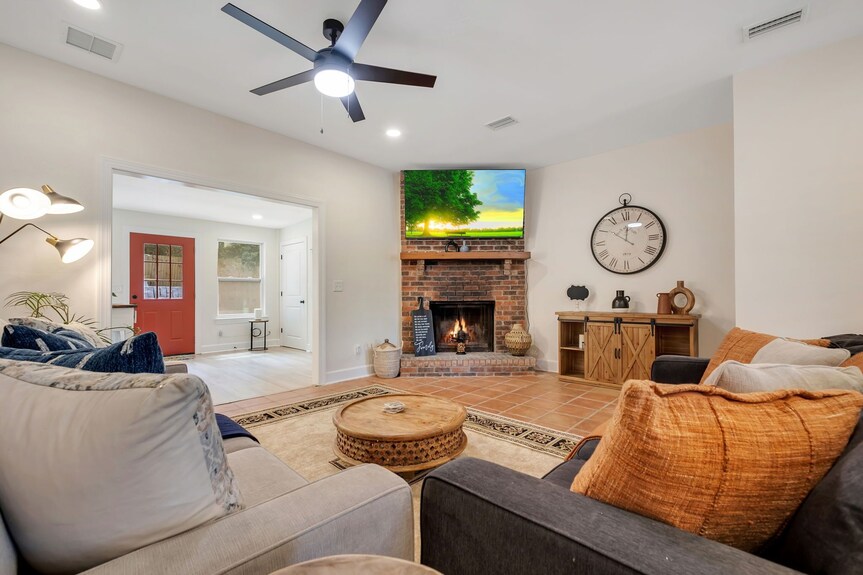 2br 2.5ba Just One Block From Cascades Park And The Edison. Close To Famu & Fsu - 塔拉哈西