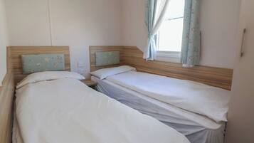 3 bedrooms, individually decorated, individually furnished