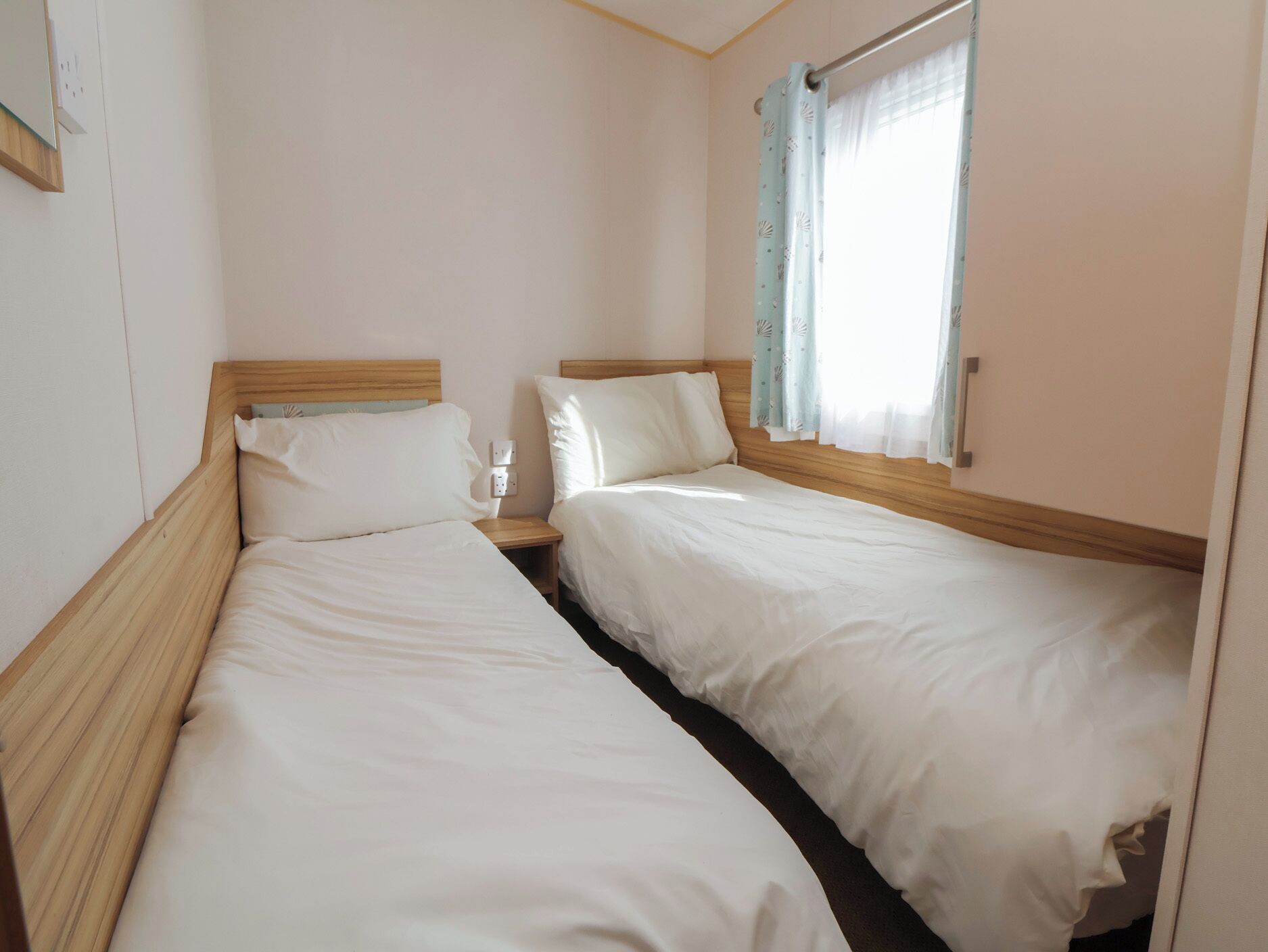 3 bedrooms, individually decorated, individually furnished