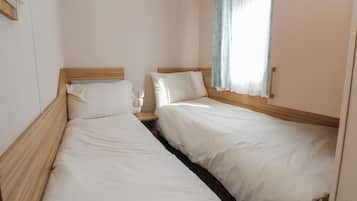 3 bedrooms, individually decorated, individually furnished