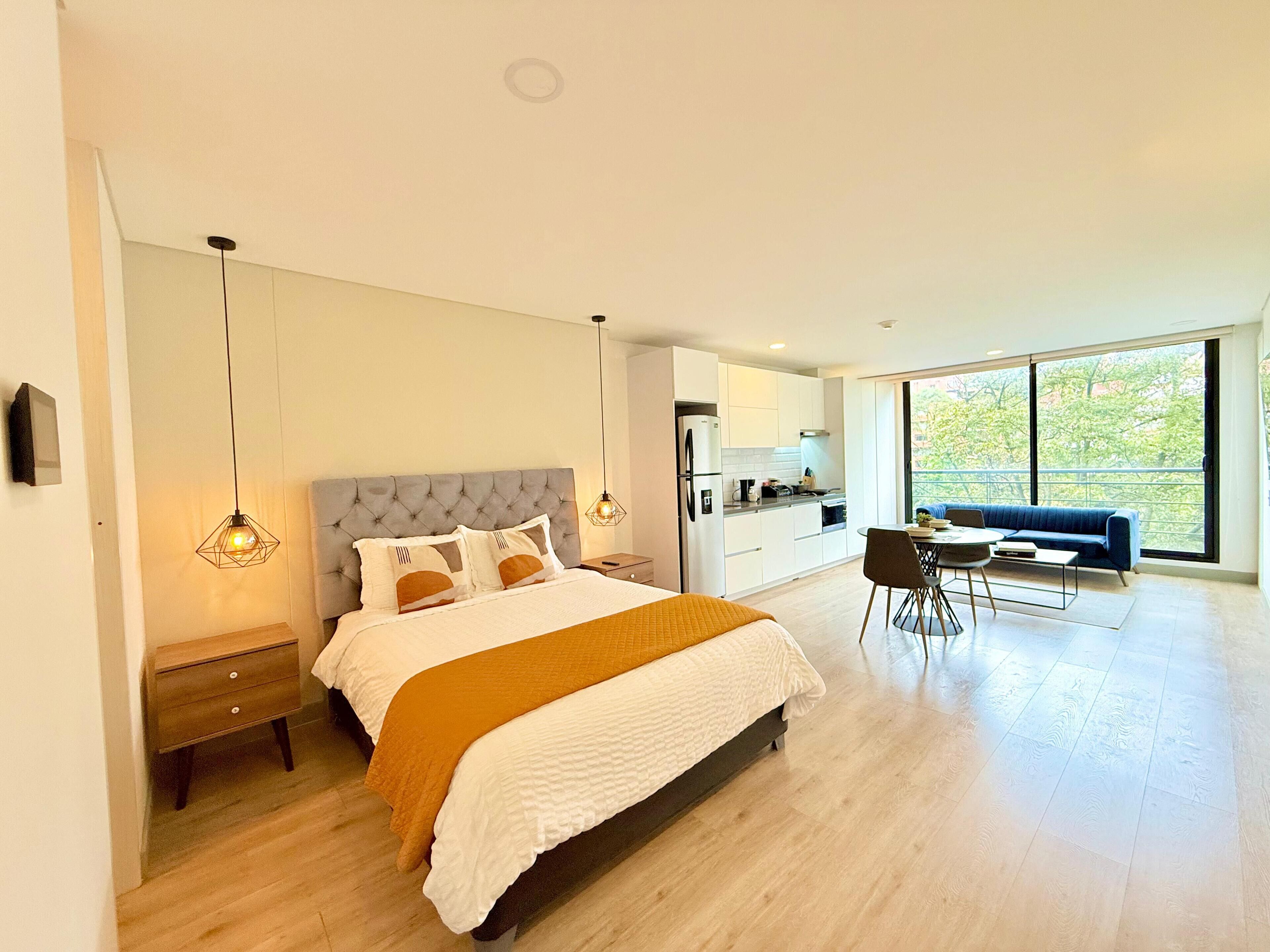 Appartement, vue sur le parc (406) | Fer et planche à repasser, accès au Wi-Fi (inclus)