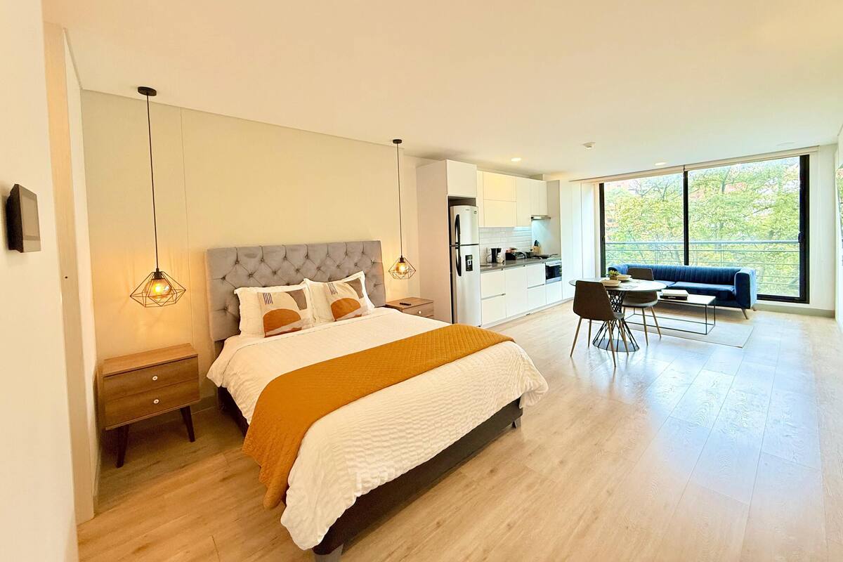 Appartement, vue sur le parc (406) | Fer et planche Ă repasser, accĂšs au Wi-Fi (inclus)