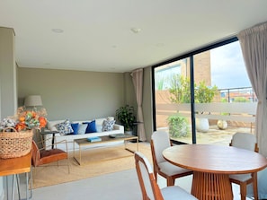 Appartement (507) | Fer et planche à repasser, accès au Wi-Fi (inclus)