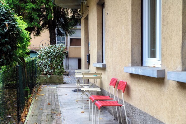 Exterior - Como Gateway (Como)