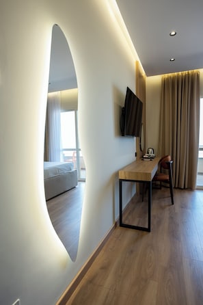 Soundproofing, iron/ironing board, free WiFi - Rumar Hotel (Durres)