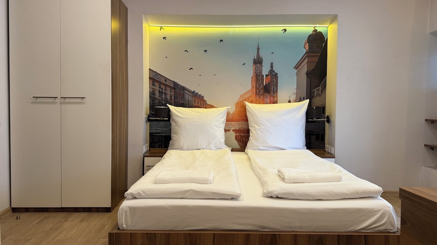 Cracow Main Square Apartments