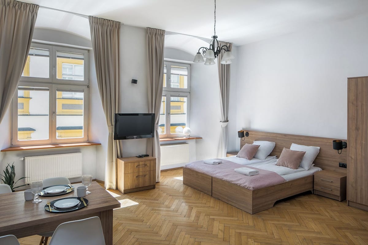 Deluxe Double Room, City View