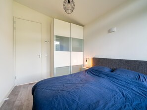 House | 2 bedrooms, bed sheets