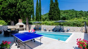 Outdoor dining - Villa Tesa by Villas Guide (Zaton)