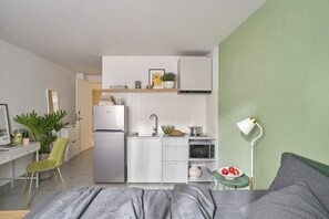 Studio | Iron/ironing board, free WiFi