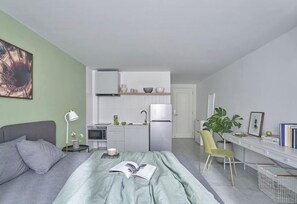 مكواة/لوح كي وواي فاي مجانًا