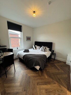 Soundproofing, iron/ironing board, free WiFi