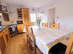 Dining - Molly's Cottage (Enniskillen)