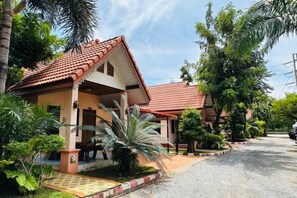 Exterior - Bussaba Resort Home (Rayong)