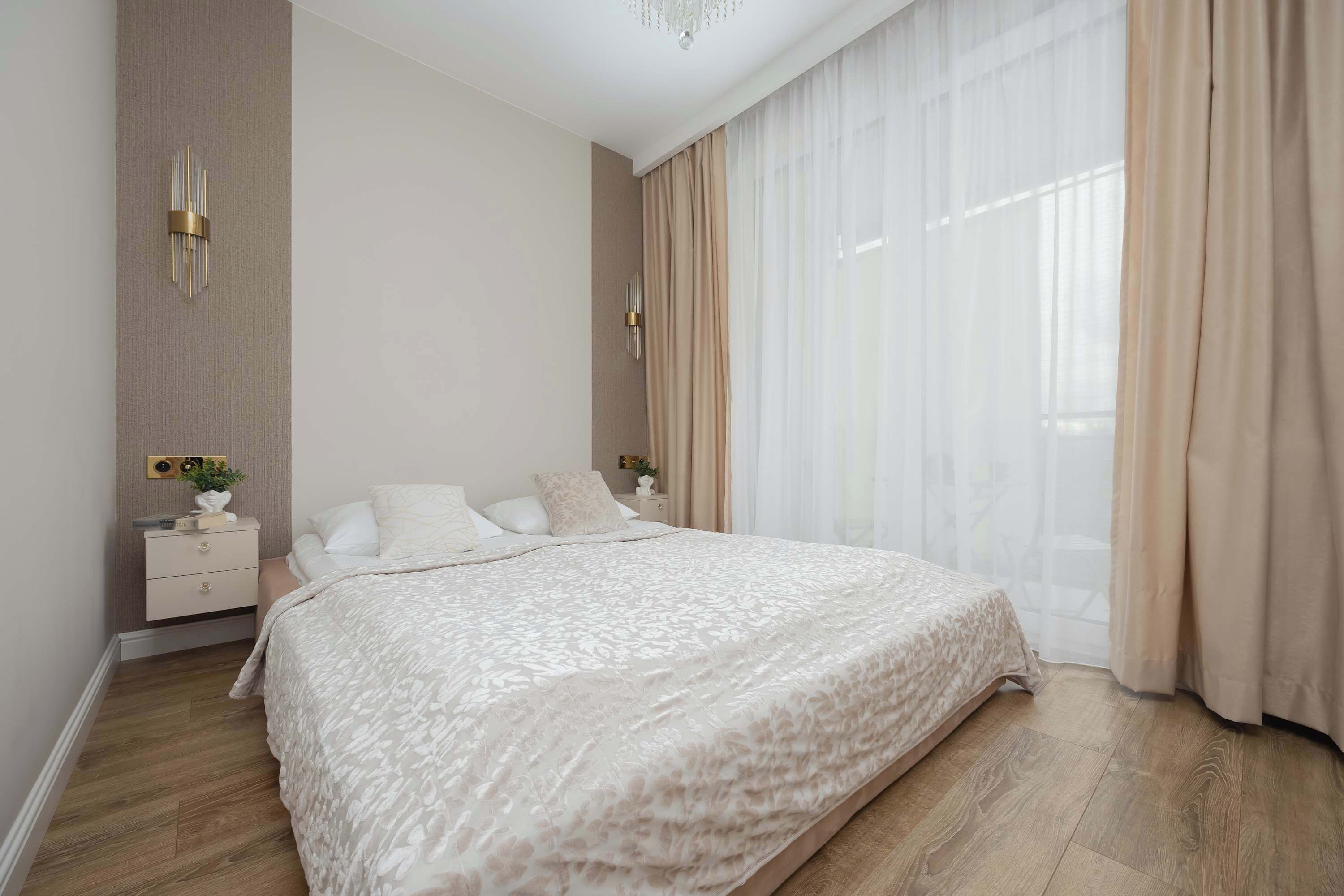 3 bedrooms, desk, iron/ironing board, WiFi