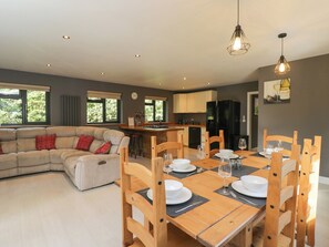 Interior - Willow Cottage (Romsey)