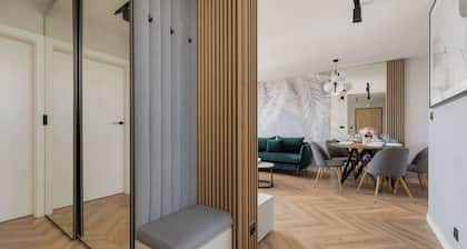 Barona 51 Tychy | Air Conditioned Apartment with Parking and Desk