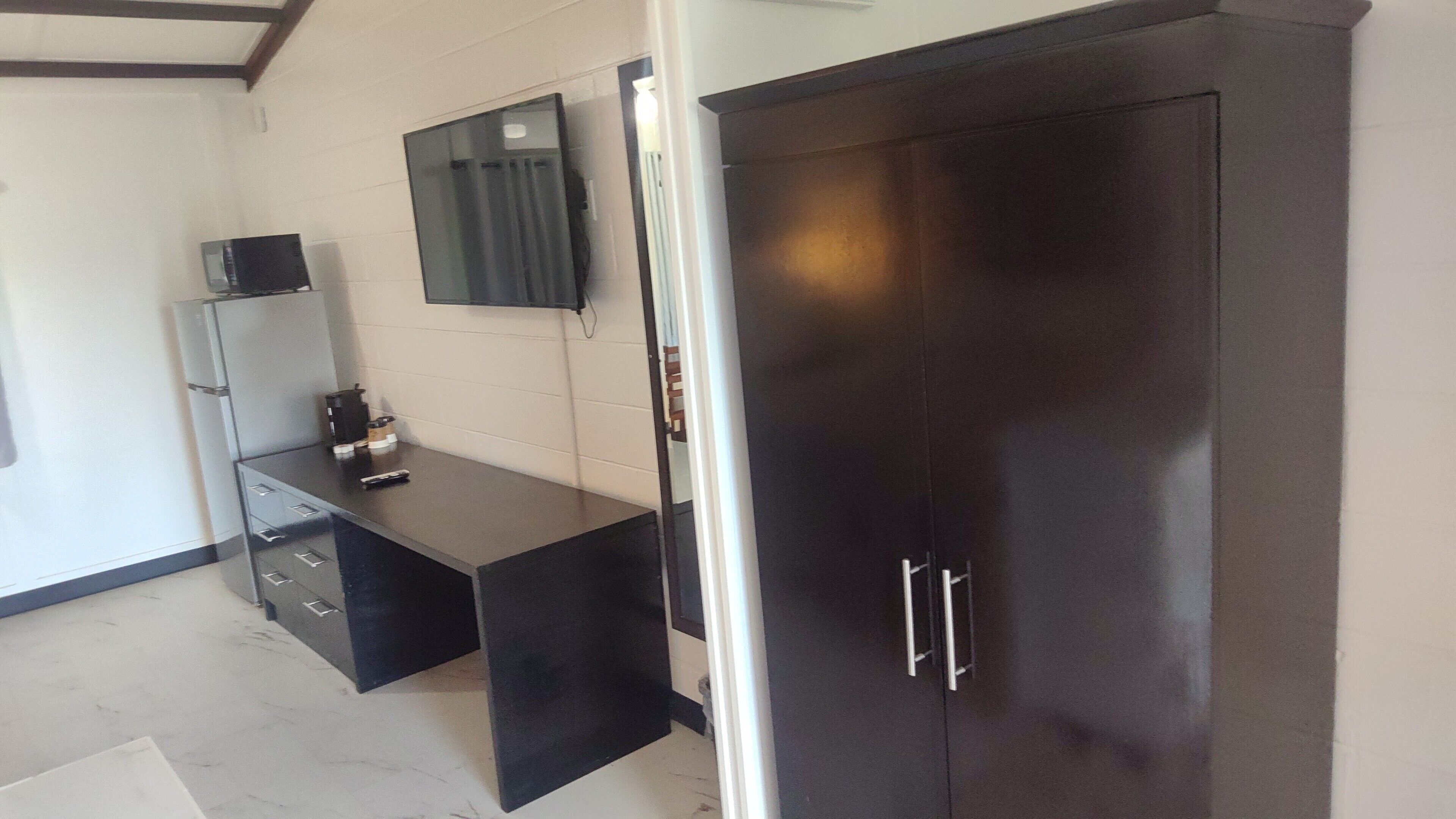 Chambre Standard, 1 grand lit, animaux de compagnie interdits, vue jardin | Literie de qualité supérieure, surmatelas, décoration personnalisée