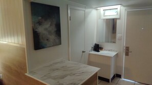 Standardværelse - 1 queensize-seng - kæledyr ikke tilladt - udsigt til have | Premium-sengetøj, senge med topmadrasser, individuelt design