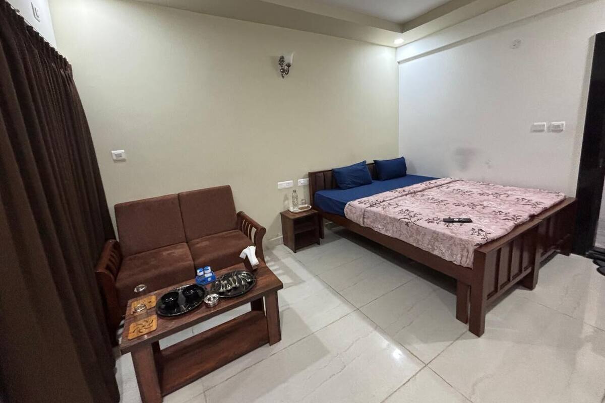 Basic-rum | Skrivbord och gratis wi-fi