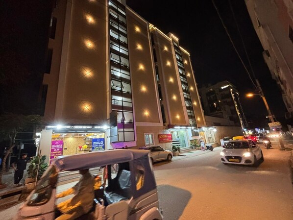 Façana frontal de l'allotjament