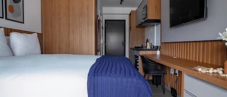 Individually furnished, iron/ironing board, free WiFi